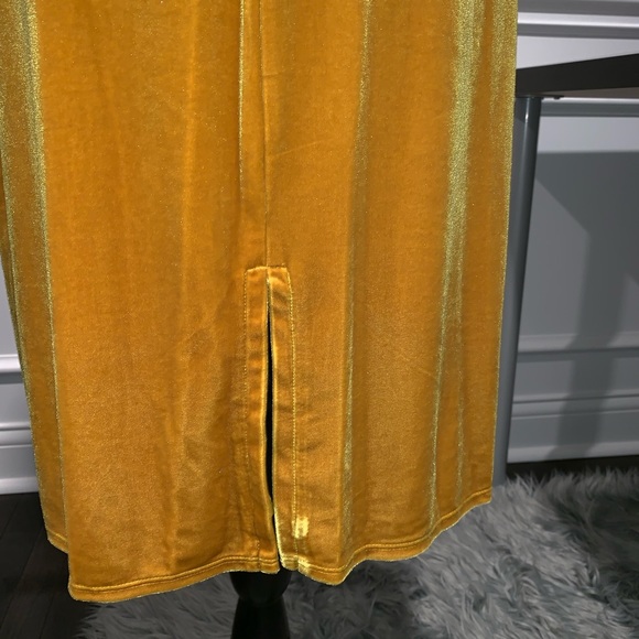 ⭐️NEW Velour Yellow Dress - Picture 7 of 8
